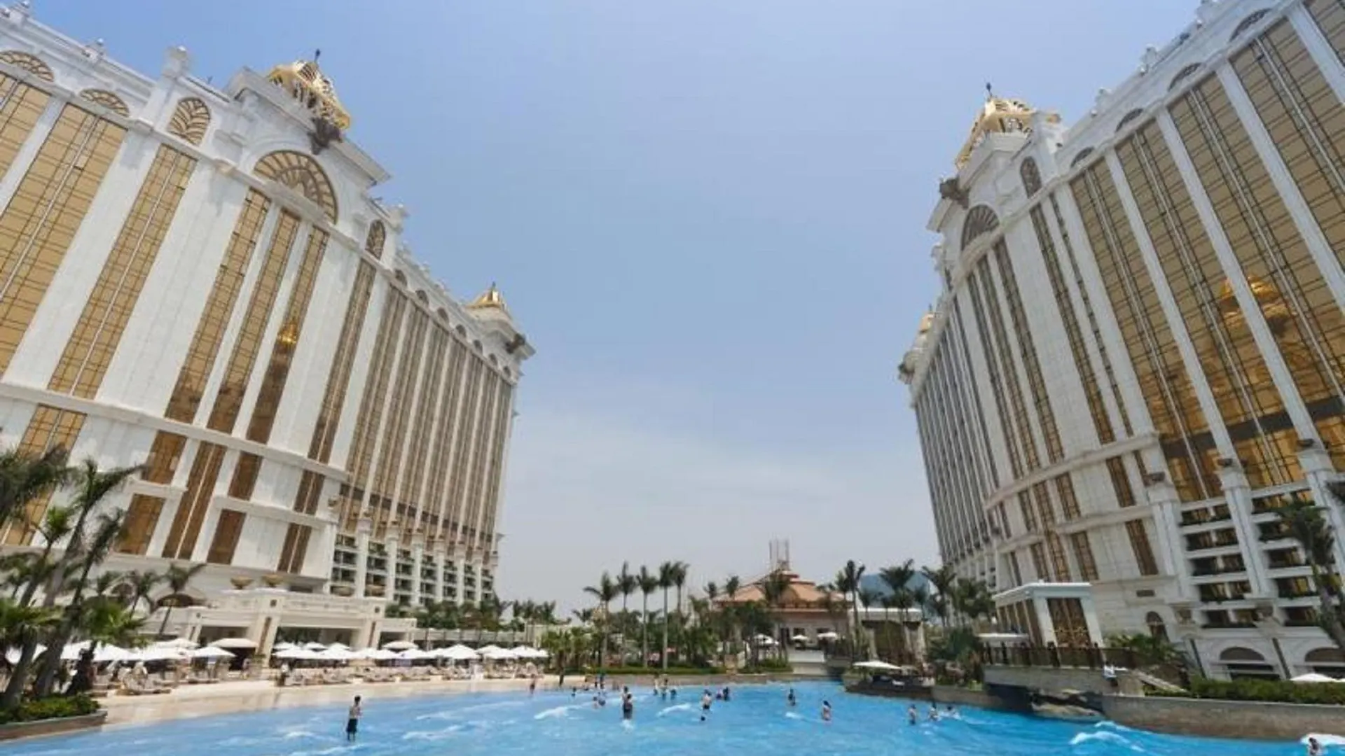 Galaxy Macau Hotel 5*,  China
