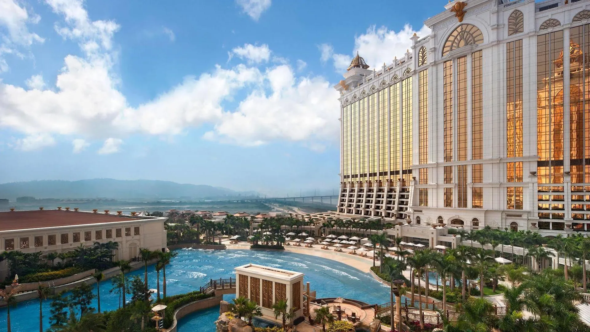 Galaxy Macau Hotel 5*,  China