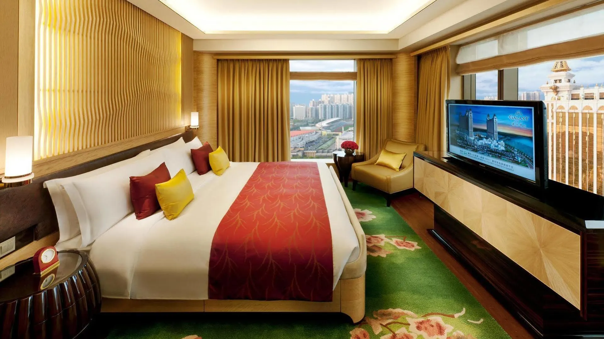Hotel Galaxy Macao 5*,